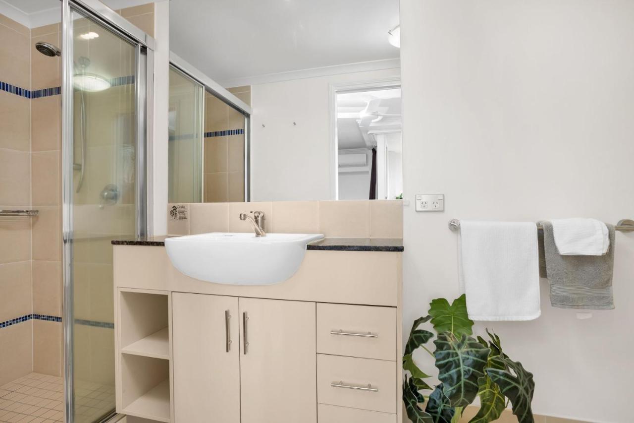 City Quays Accommodation Кэрнс Экстерьер фото